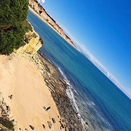 Charmoso A 300m Da De Olhos De Agua ! *